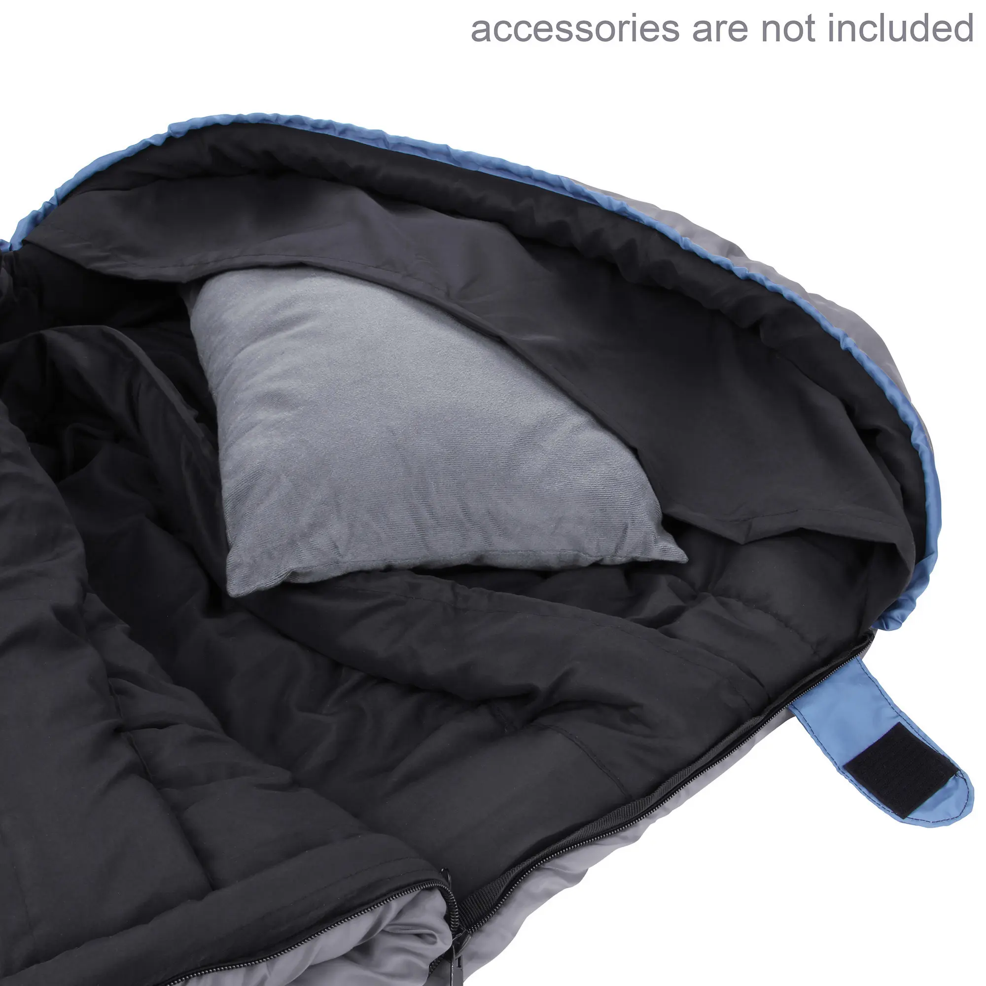 Schlafsack yourGEAR Ostria in Blau und Grau, rechteckige Form, weiches Innenfutter, seitlicher Reißverschluss, geeignet bis -3°C, Detailansicht mit Kissen (nicht enthalten), kompaktes Packmaß.