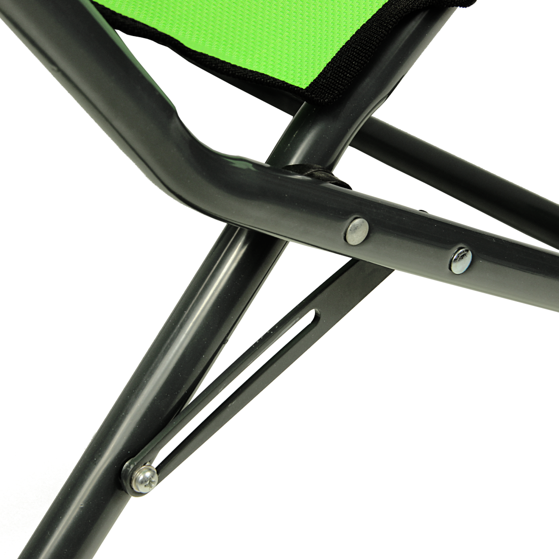 Detalle de la estructura metálica del Fridani Strandstuhl BCG XL en color verde, mostrando el asiento de tejido transpirable y el marco resistente, ideal para camping, playa y actividades al aire libre.
