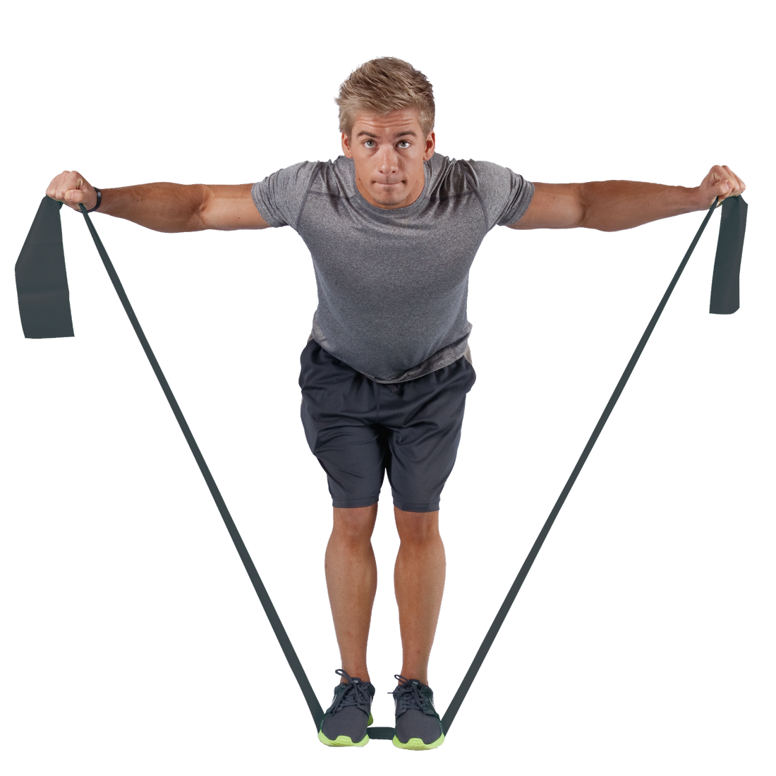 Mann trainiert mit dem Spirit Fitnessband 27 kg, 183x10 cm, latexfrei; hält das dunkelgraue Gymnastikband in beiden Händen, steht mit den Füßen auf dem Band, ideal für Widerstands- und Muskelaufbau-Training.