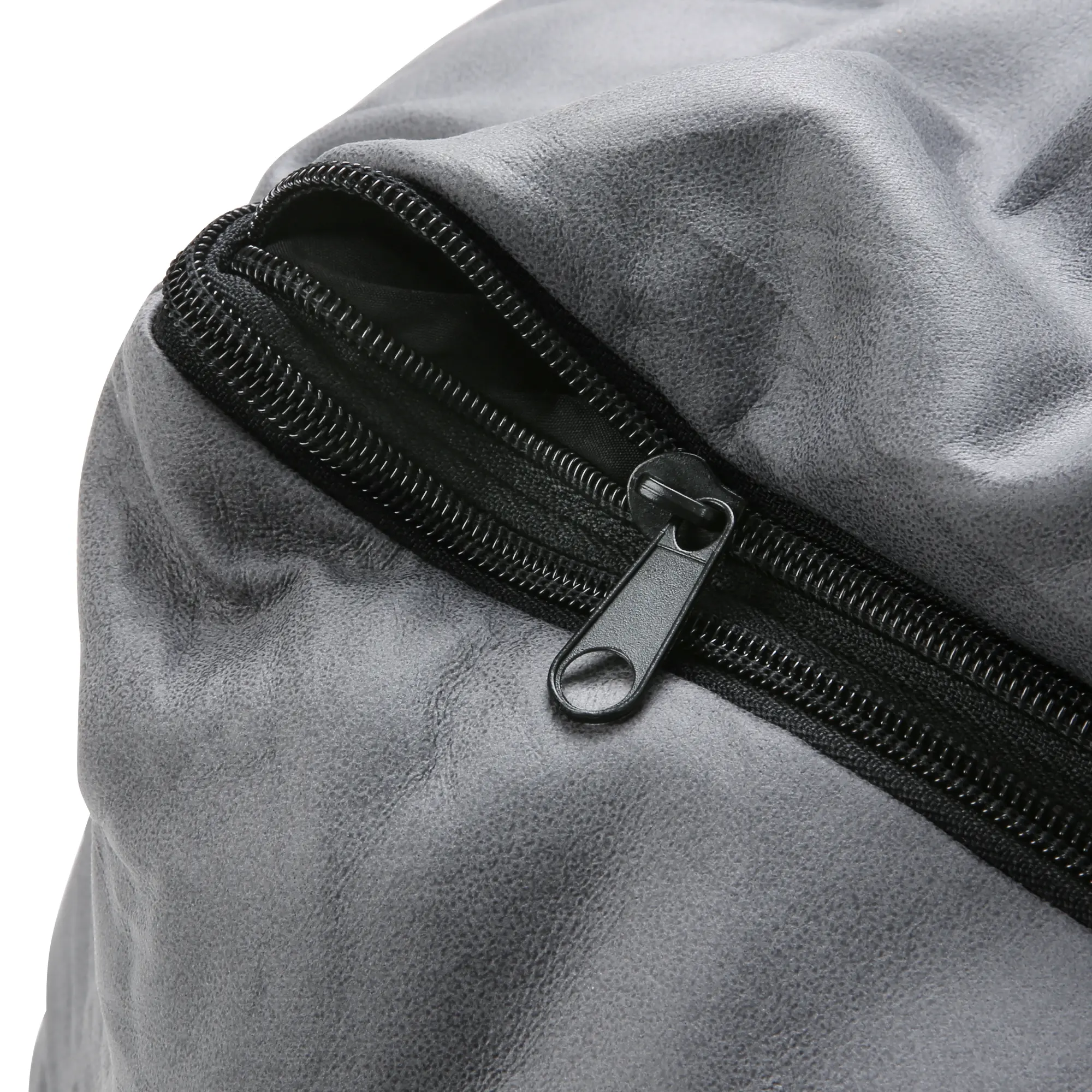 Cierre de cremallera negra en la funda gris del colchón para perros your GEAR Belluno 60 x 80 cm, tejido OEKO-TEX, lavable y resistente, ideal como cama ergonómica y cómoda para perros.