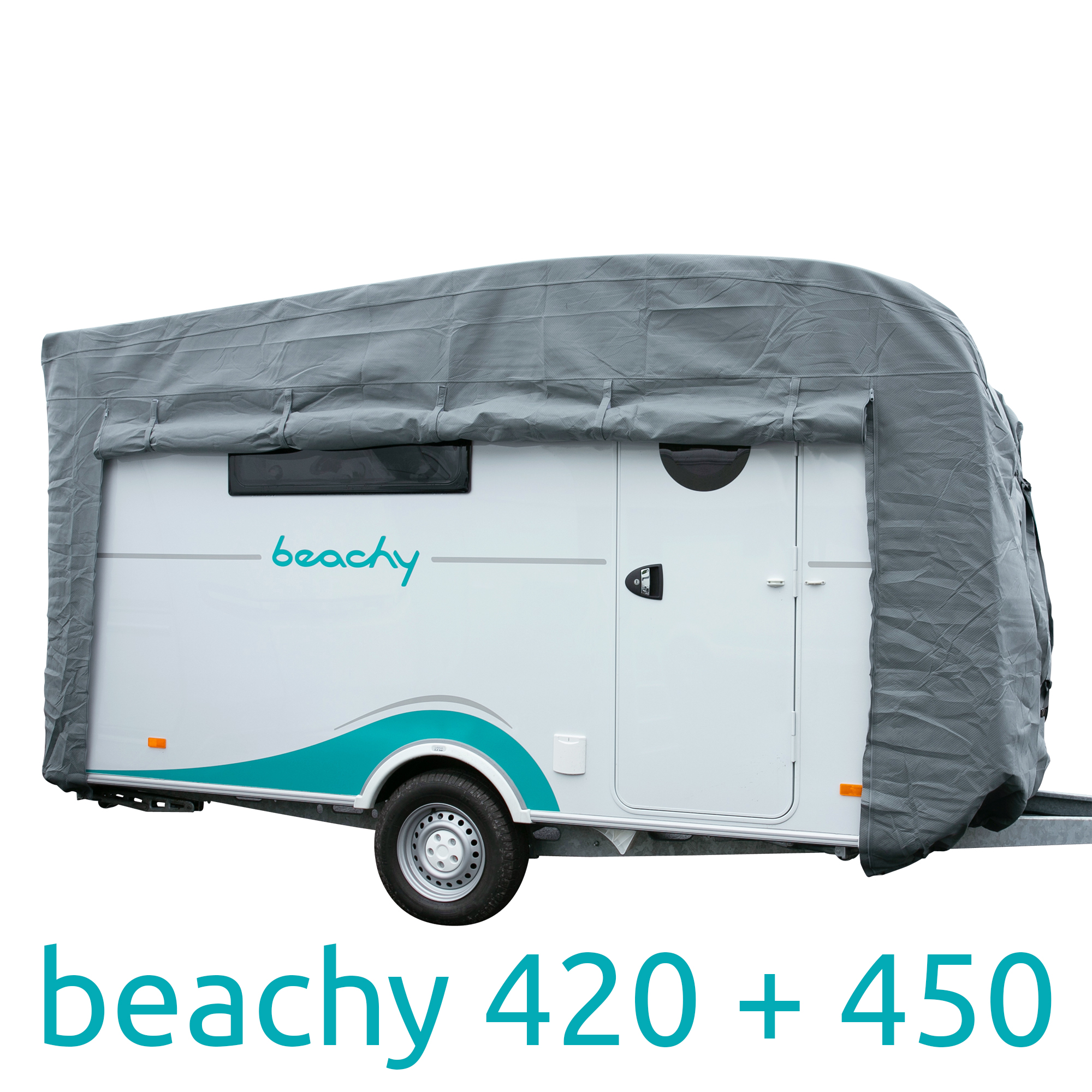 Graue your GEAR Naro L/XL Wohnwagenabdeckung aus vierlagigem Material schützt einen Hobby beachy 420 oder 450 Caravan, inklusive Deichselabdeckung; Seitenansicht des abgedeckten Wohnwagens mit Schriftzug.