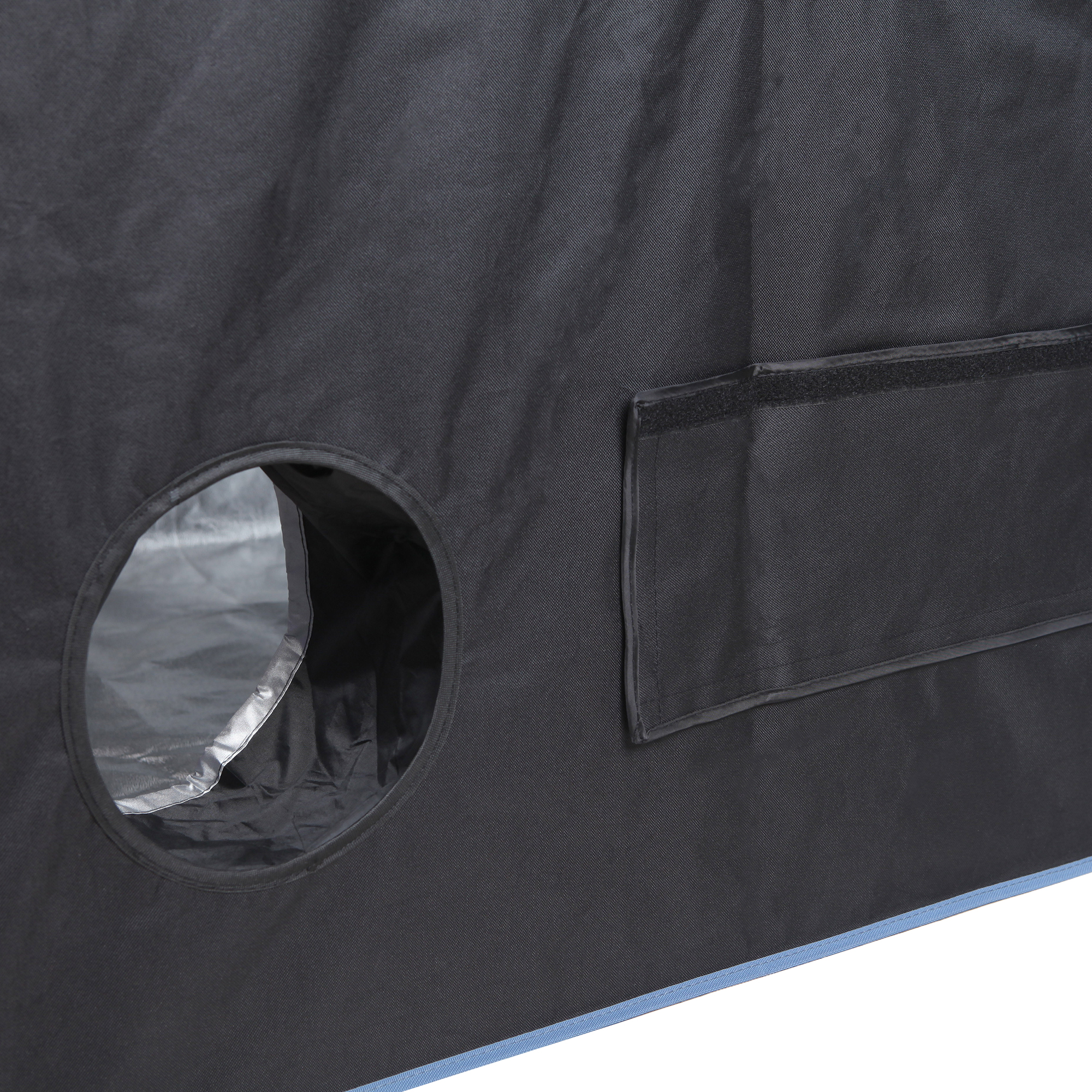 Dettaglio del yourGEAR Growzelt Plantsville: apertura circolare con fodera interna argentata e tasca esterna su tessuto nero, ideale per coltivazione indoor di piante, dimensioni 100x100x200 cm.