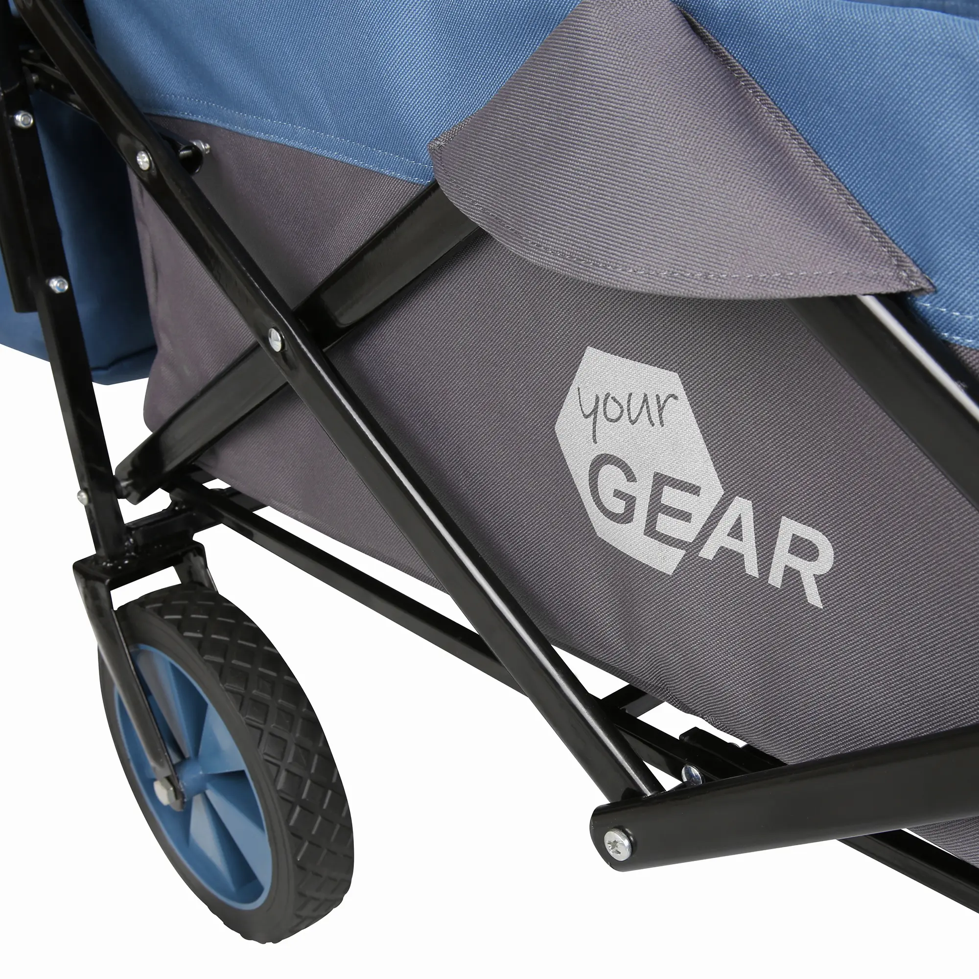 Carro plegable your GEAR Cirrus XL en gris y azul, con ruedas de goma resistentes, estructura metálica negra y logotipo visible en el lateral, ideal para transporte en camping o actividades al aire libre.