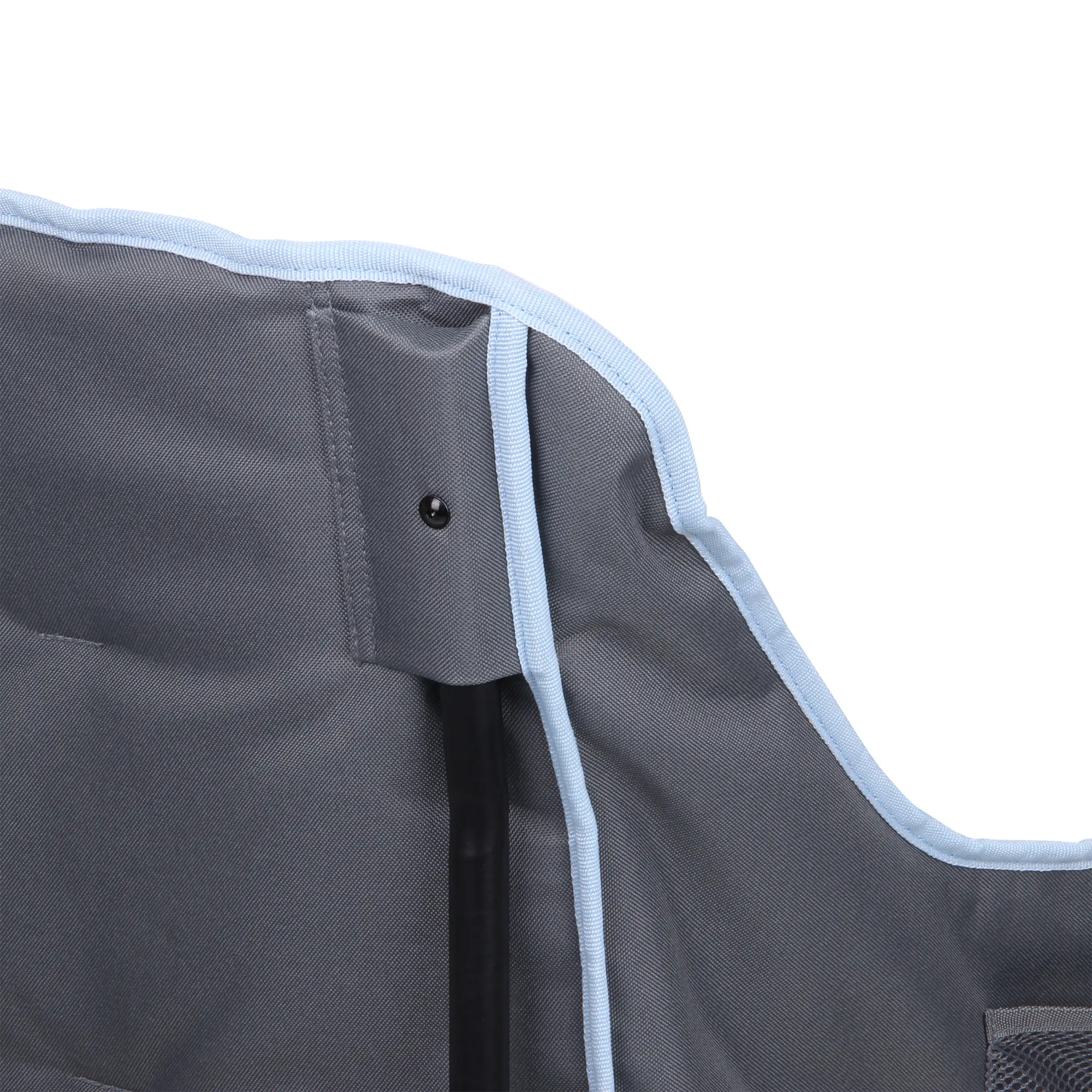 Detalle del respaldo acolchado del 10T Campingstuhl Jace Arona XXL en color gris con bordes azul claro, mostrando la costura reforzada y parte de la estructura metálica resistente.