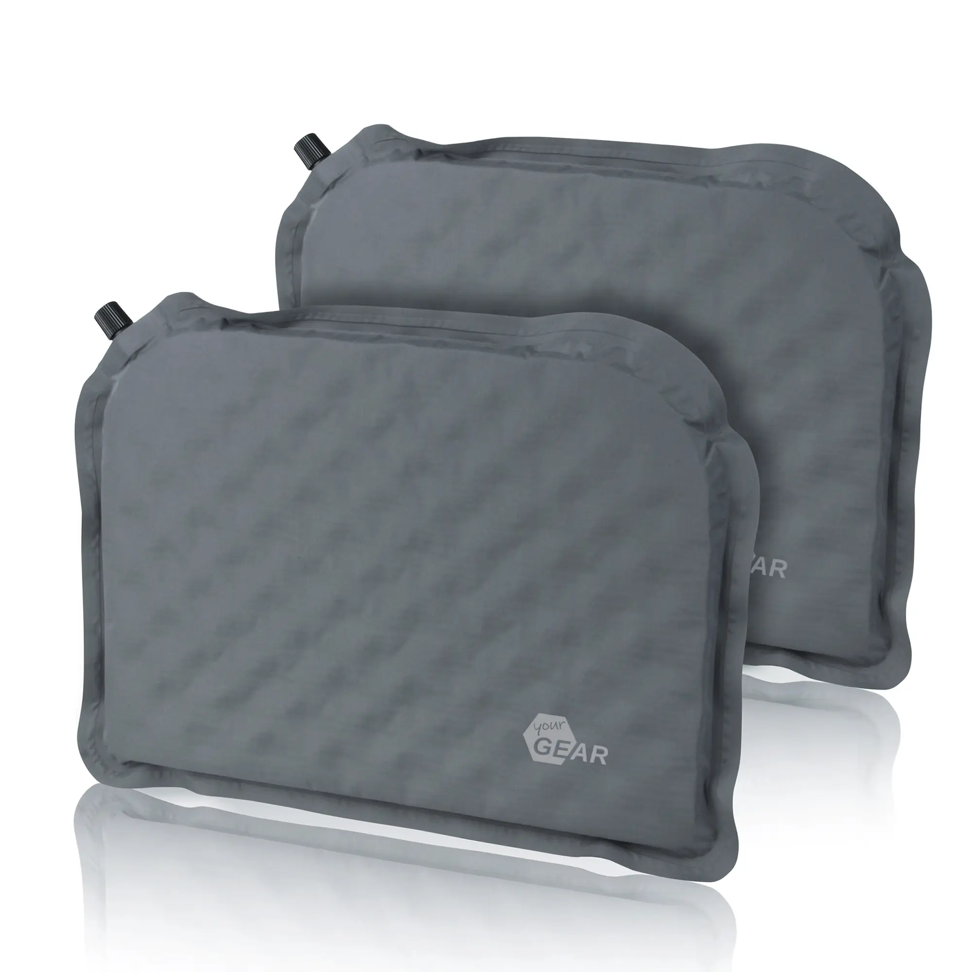 Set de 2 coussins de siège yourGEAR auto-gonflants 40x30x3,5 cm en gris, avec valve, surface lisse, logo yourGEAR, adaptés pour camping, voyage ou utilisation extérieure, isolation thermique intégrée.