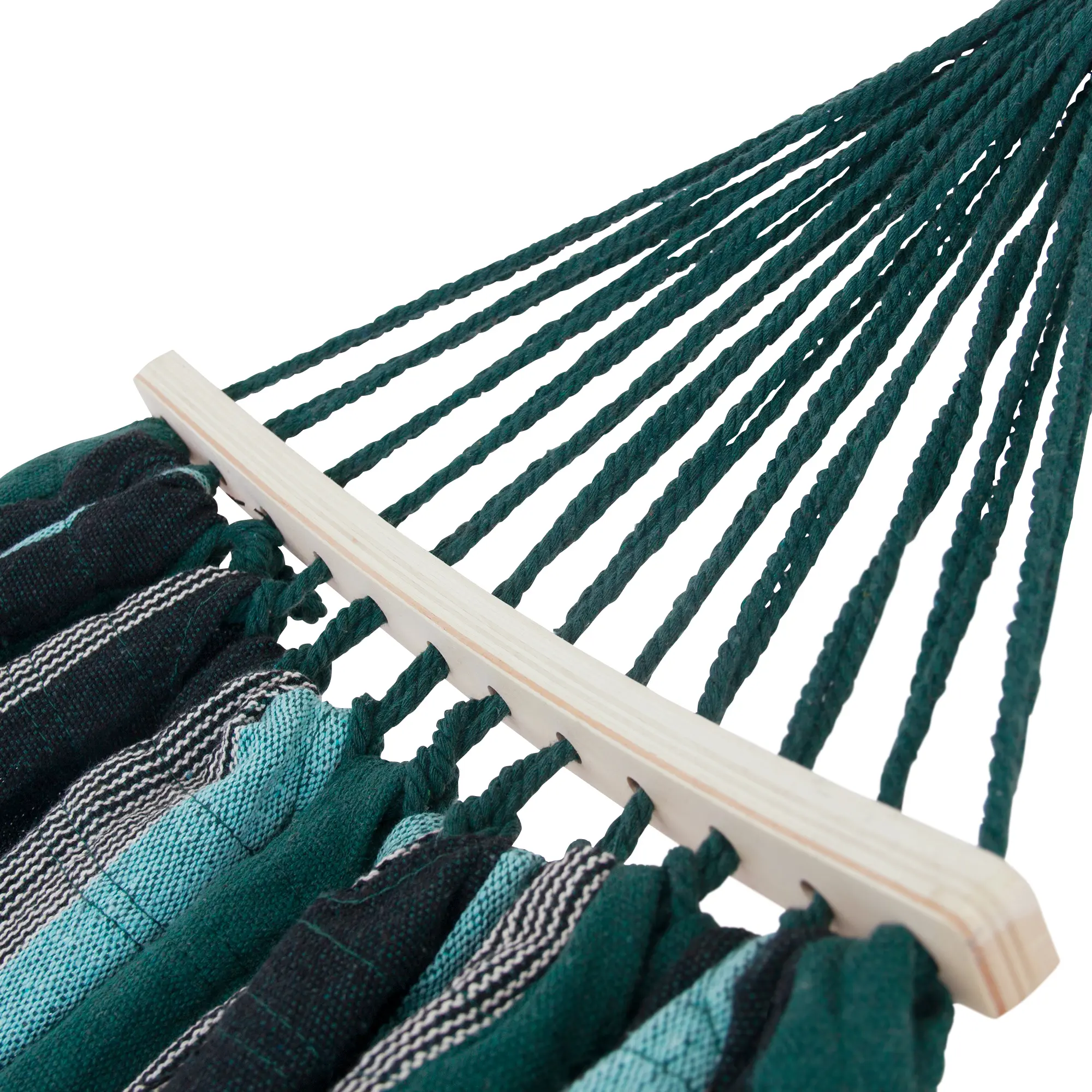 Gros plan de la yourGEAR Bali Smaragd, hamac en coton 220x120cm, barres en bois, cordes robustes vert foncé, tissu rayé vert et noir, capacité 240kg, idéal pour relaxation intérieure ou extérieure.