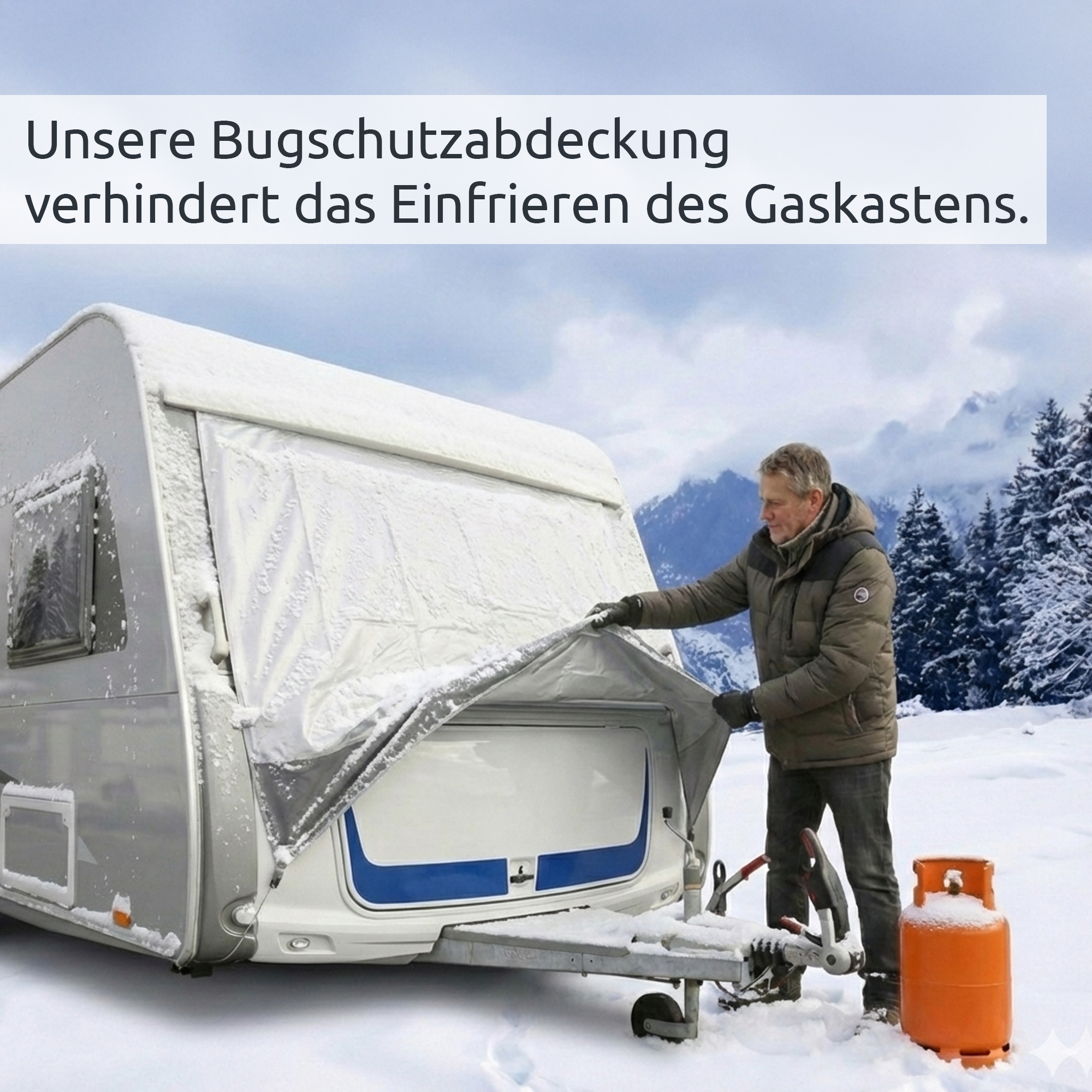 Wohnwagen mit your GEAR Thermo-Bugschutzplane 200 x 160 cm im Schnee; Schutzplane bedeckt Front, verhindert das Einfrieren des Gaskastens; robustes Material, winterfeste Abdeckung, Outdoor-Nutzung.