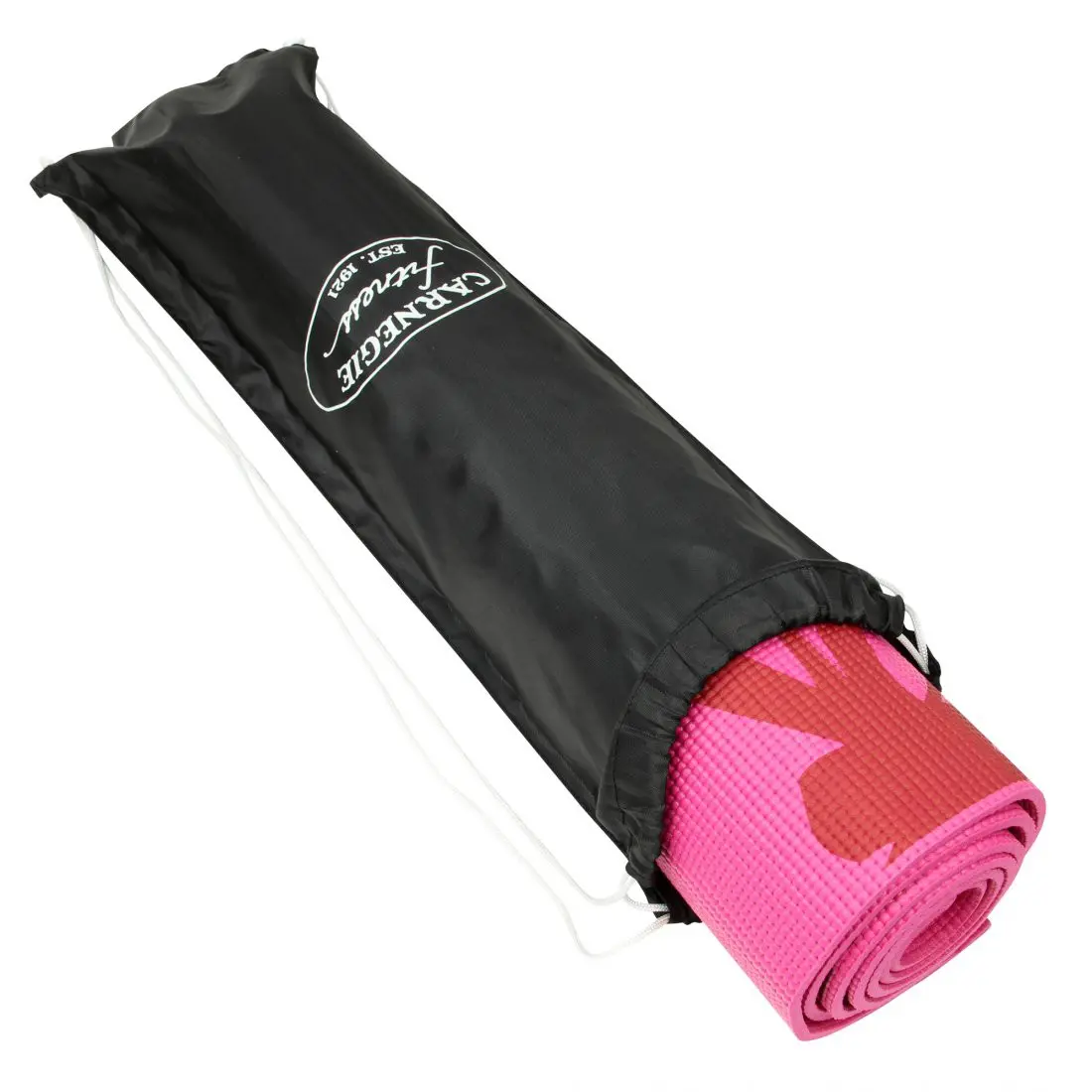 Borsa Carnegie Classic per yoga e pilates in nylon nero, impermeabile, con chiusura a coulisse e logo bianco, adatta a tappetini fino a 65 cm di lunghezza e 14 cm di diametro, tappetino rosa visibile.