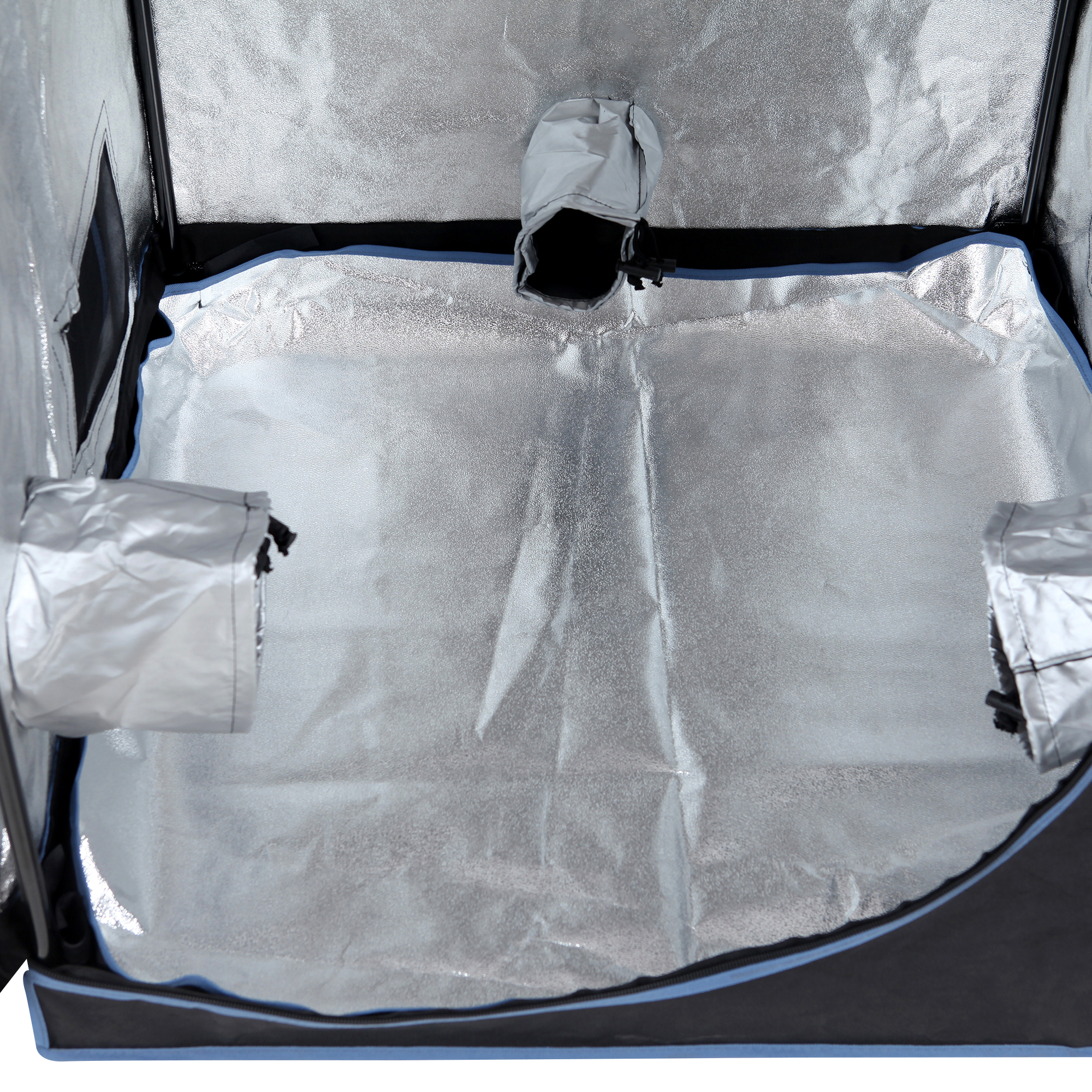 Interior del grow tent yourGEAR Plantsville de 80x80x180 cm, con revestimiento reflectante plateado, orificios de ventilación y cremalleras visibles, ideal para cultivo indoor de plantas, flores y hierbas.