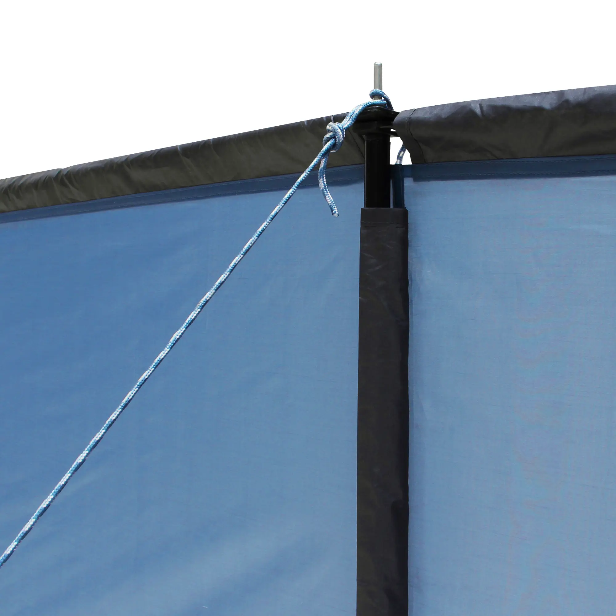 Paravento yourGEAR Levante 600 blu con struttura in acciaio nera, fissaggio con corda, tessuto resistente, ideale come protezione solare e visiva per campeggio, spiaggia o giardino, dettaglio delle aste orizzontali e verticali.