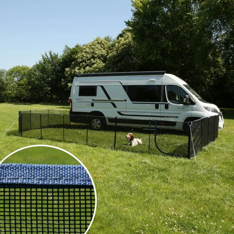 Mobile your GEAR Larino 400 dog fence, 90 cm high, set up outdoors next to a camper van with a dog inside. Mesh material and modular panels shown in detail, ideal for camping and gardens.