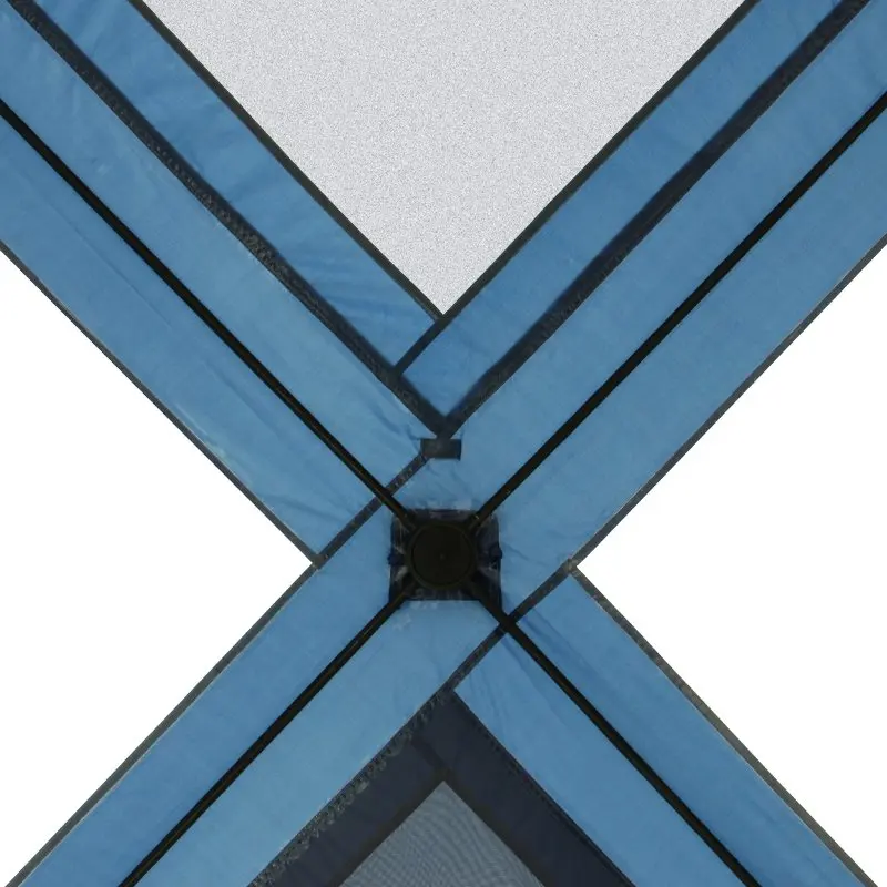 Détail du système de structure pop-up bleu du pavillon yourGEAR Levanzo, montrant les arceaux croisés et les coutures étanches, caractéristique du montage rapide et de l’étanchéité du tente 4-6 personnes.