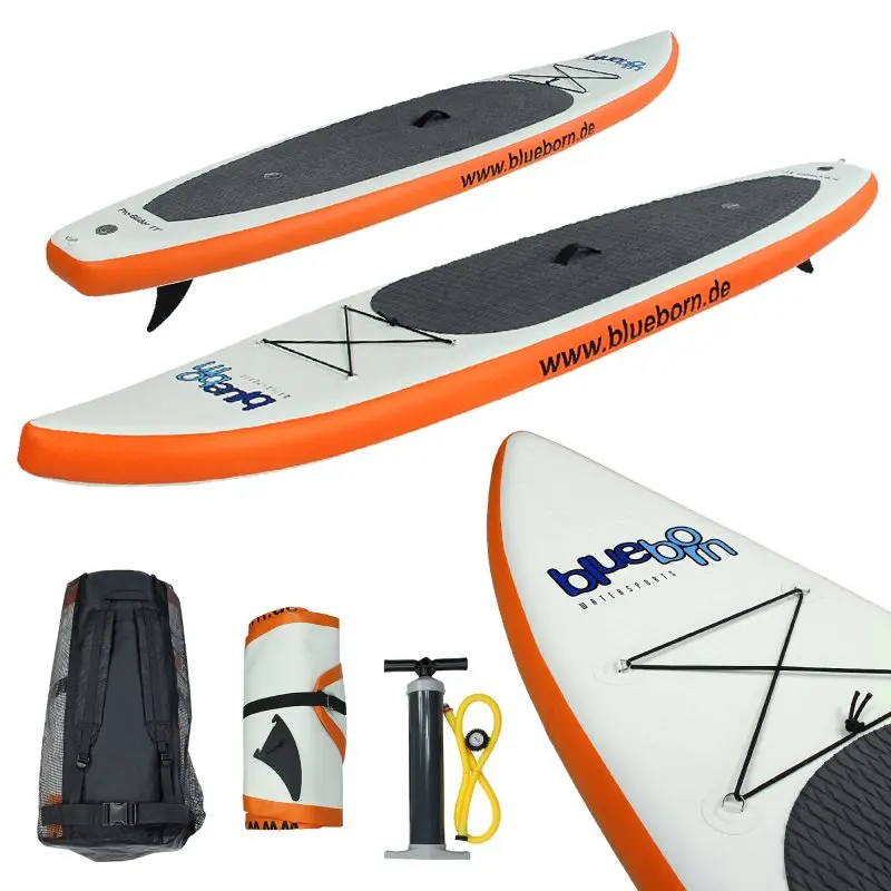 Planche de stand up paddle gonflable Blueborn avec accessoires : sac de transport, pagaie, pompe et kit de réparation.