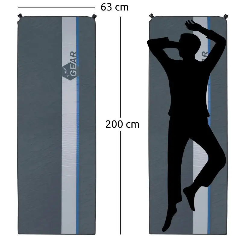 Selbstaufblasbare Isomatte your GEAR ISO 700, 200x63 cm, 7 cm dick, grau mit blauen und grauen Streifen, zwei Ventile, wasserdicht, ideal als Luftmatratze oder Luftbett, Person als Größenvergleich.