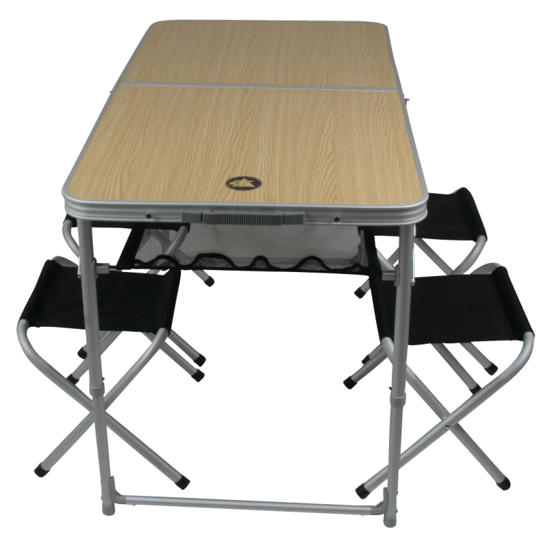 Table de camping 10T Portable Family en aluminium avec plateau effet bois et 4 tabourets pliants noirs, idéal pour pique-nique ou camping en extérieur, pour 4 personnes, avec filet de rangement sous la table.