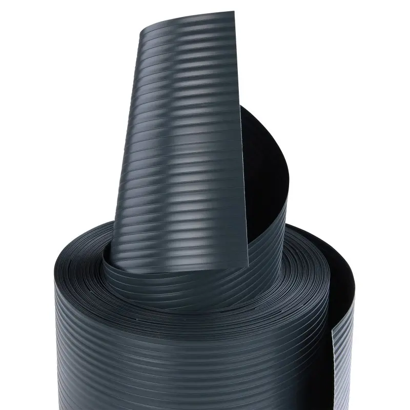 Bande de protection visuelle yourGEAR en PVC rigide nervuré, coloris anthracite, rouleau de 9 bandes 252x19 cm, adaptée aux clôtures à barreaux, surface robuste et renforcée pour l’intimité extérieure.