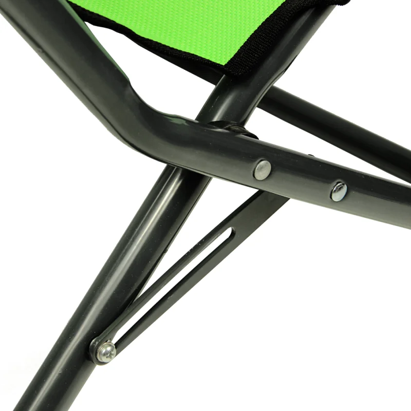 Close-up of the green Fridani BCG XL folding beach and camping chair, showing the sturdy metal frame, breathable fabric seat, and reinforced rivets for outdoor use.