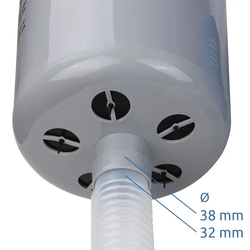 Detailaufnahme des your GEAR Skimmer Duo Pool Einhängeskimmers mit Anschluss für Schläuche in 32 mm und 38 mm Durchmesser, sichtbare Ansaugöffnungen an der Unterseite, geeignet für Stahlrahmen- und Luftringpools.
