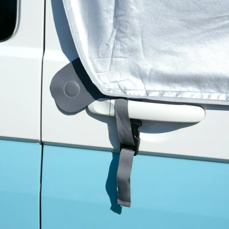 Sonnenschutzmatte your GEAR Sanremo Plus am VW T5/6/6.1, silberfarben, mit Befestigungsgurt und robustem Material, schützt vor Sonne, Hitze und bietet Sichtschutz, passend für Transporter, Caravelle, Multivan, California.