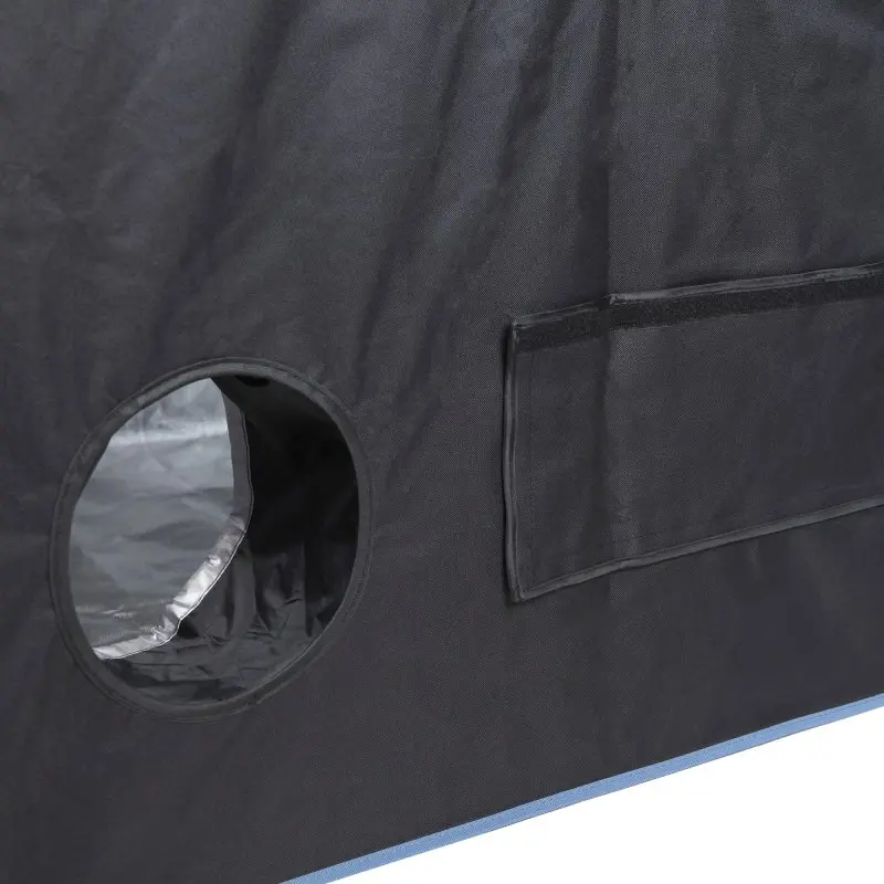 Dettaglio del yourGEAR Growzelt Plantsville: apertura circolare con fodera interna argentata e tasca esterna su tessuto nero, ideale per coltivazione indoor di piante, dimensioni 100x100x200 cm.