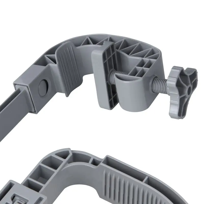 Graue Kunststoffhalterung des your GEAR Skimmer Duo zum Einhängen an Stahlrahmen- oder Luftringpools, mit Schraubverschluss und Adapter, robust verarbeitet für die Befestigung am Poolrand.