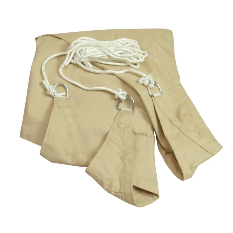 Tarp triangulaire beige 10T Wilson 3,6 m, livré avec cordes d’ancrage et anneaux métalliques, toile résistante et imperméable, protection UV 80+ pour jardin, terrasse, camping ou balcon.