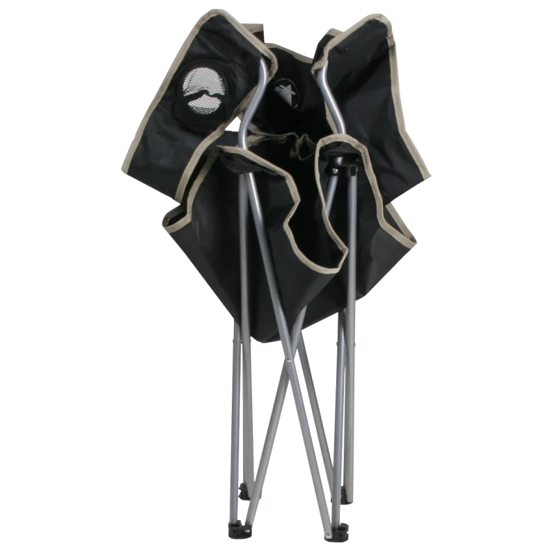 Sedia da campeggio pieghevole 10T Quickfold Easy, struttura in metallo, tessuto nero con bordi chiari, braccioli e portabicchieri visibili, chiusa per il trasporto, portata massima 120 kg.