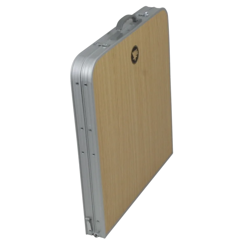Table de camping pliable 10T Portable Family en aluminium, aspect bois clair, format valise avec poignée de transport, compact et pratique pour 4 personnes, idéal pour pique-nique ou camping.