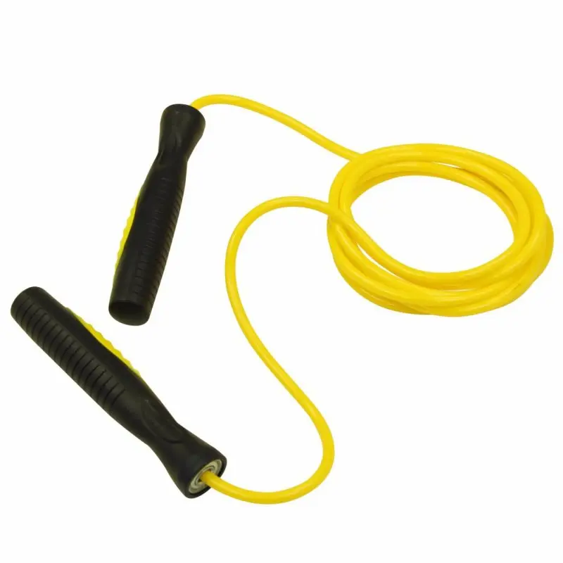 Yellow jump rope from the Carnegie Fitness Training Set, featuring ergonomic black handles with yellow grips, designed for effective full-body workouts and endurance training.