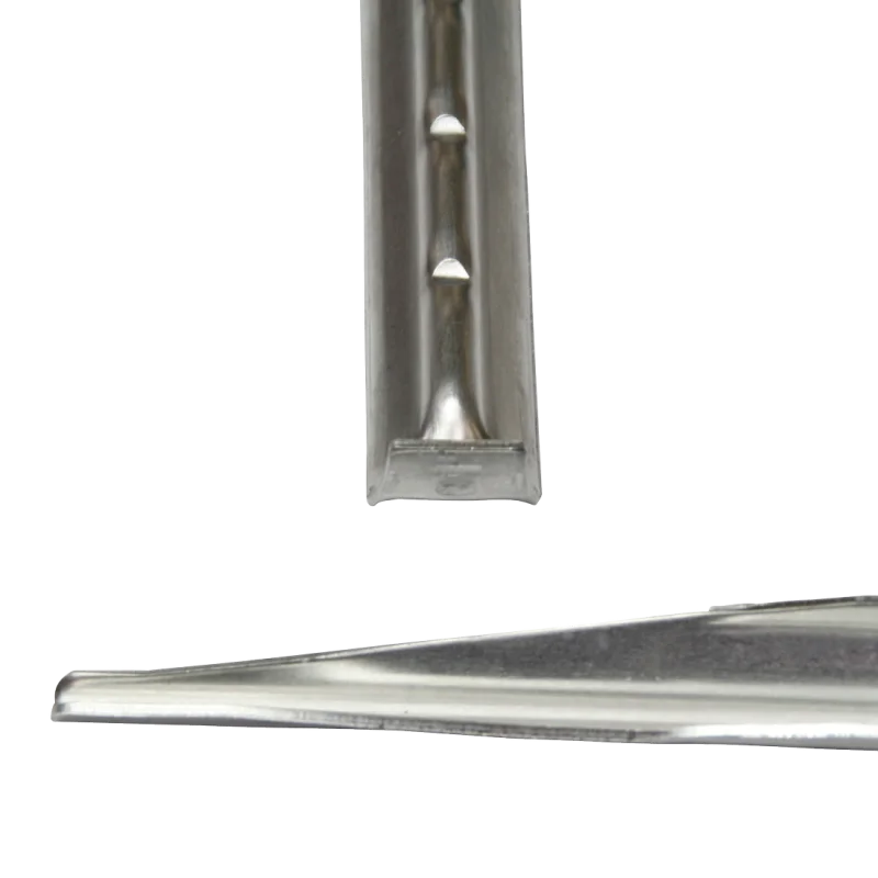 Zelthering 10T PEG IT VP-18DA aus Aluminium mit V-Profil, silberfarben, spitz zulaufend, 18 cm lang, geeignet für normale Böden, robust und leicht, ideal als Erdnagel für Zelte und Outdoor-Ausrüstung.