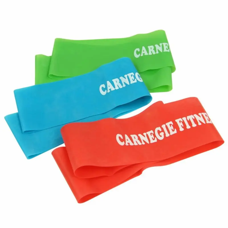 Set of three Carnegie Fitness resistance bands in green, blue, and red latex, each with “CARNEGIE FITNESS” printed in white. Ideal for strength training, rehabilitation, and fitness workouts. Size: 52x5 cm.