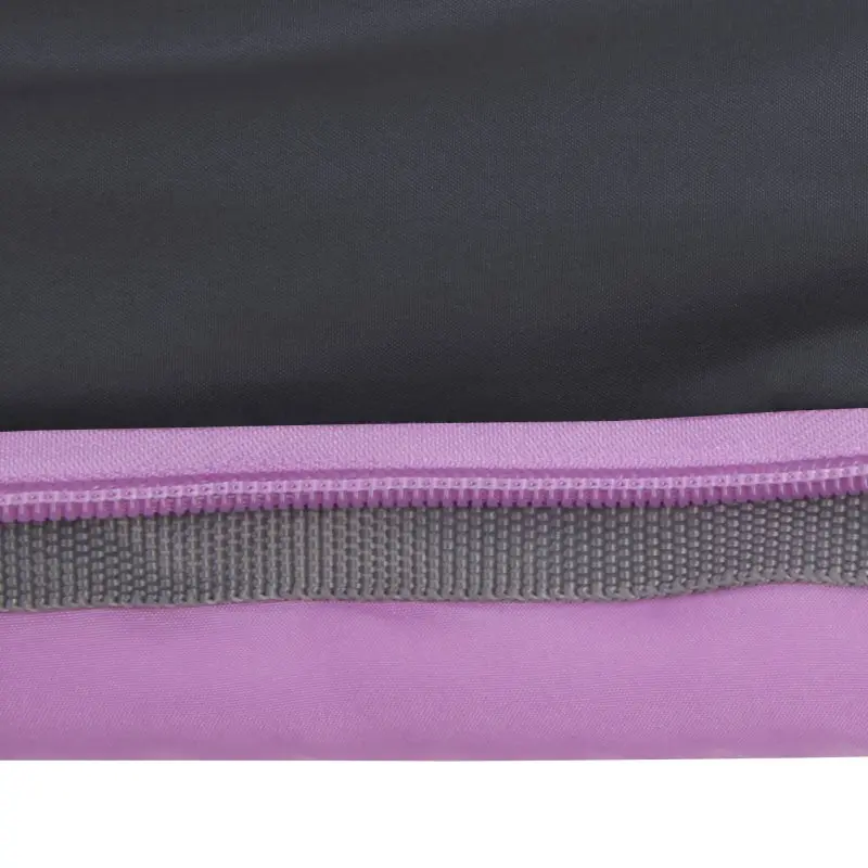 Détail du sac de couchage enfant yourGEAR Horse, montrant la fermeture éclair grise sur tissu rose et gris, matière douce et résistante, conçu pour le confort et la chaleur, idéal pour l'été.