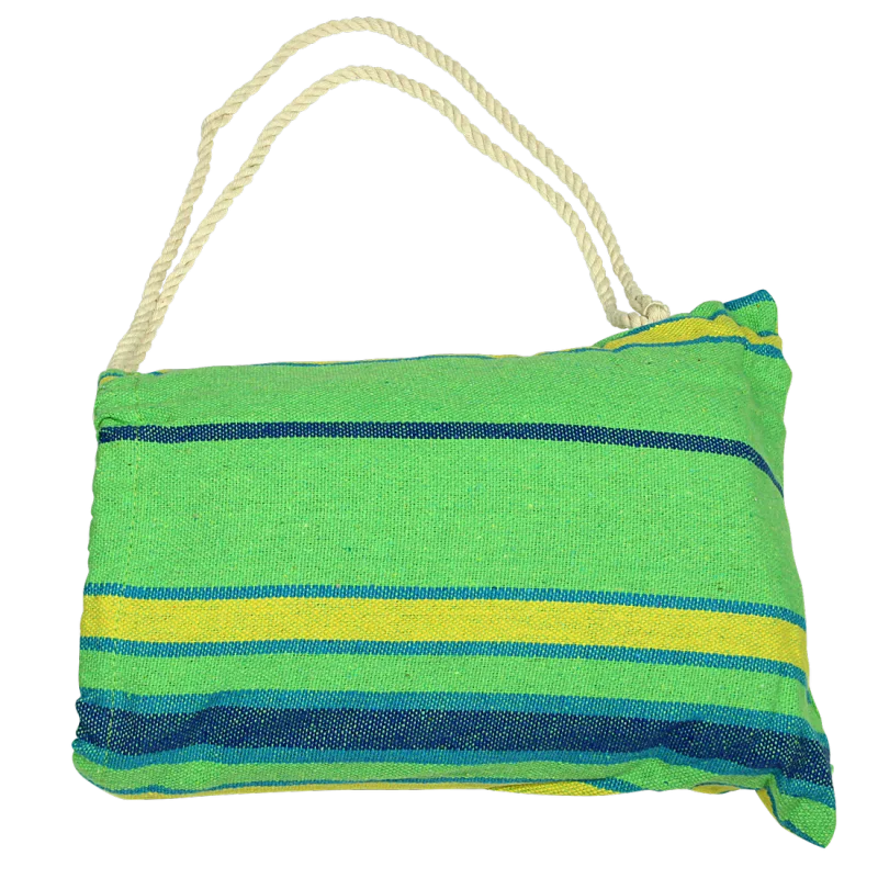 Bolsa de tela verde con rayas azules y amarillas, incluye cuerda de sujeción. Bolsa de transporte para la hamaca 10T Devellin XL de algodón, ideal para camping, jardín o terraza.